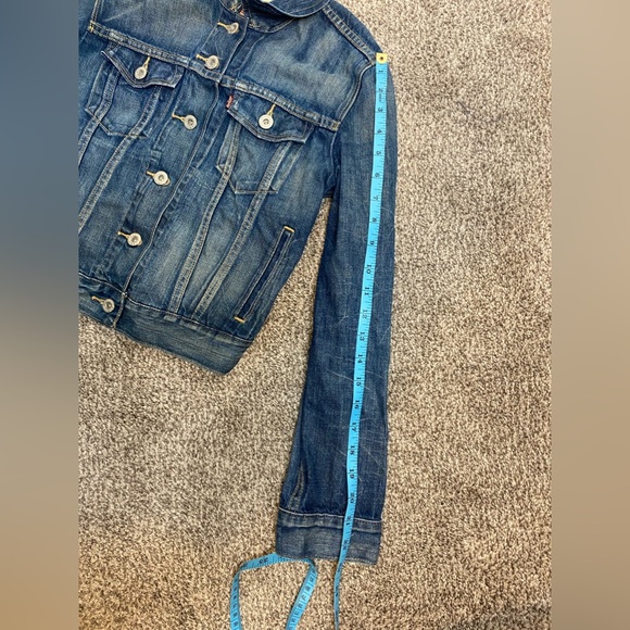 LEVI’S Jean Jacket - Picture 6 of 7